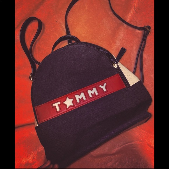 Tommy Hilfiger back pack - Picture 1 of 3